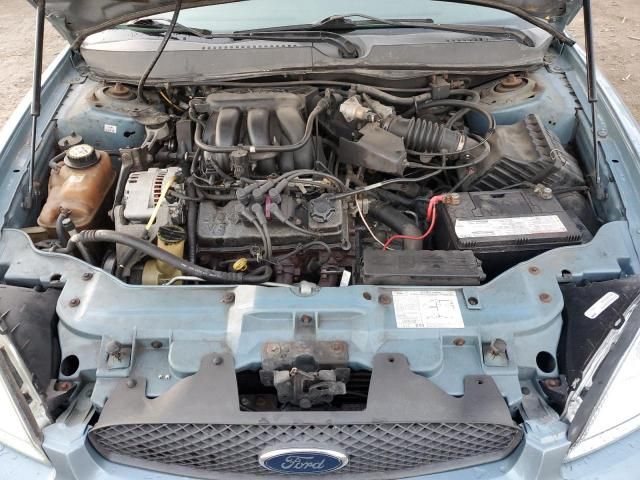 2005 Ford Taurus SE