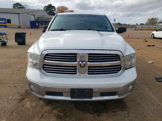 2015 Dodge RAM 1500 SLT