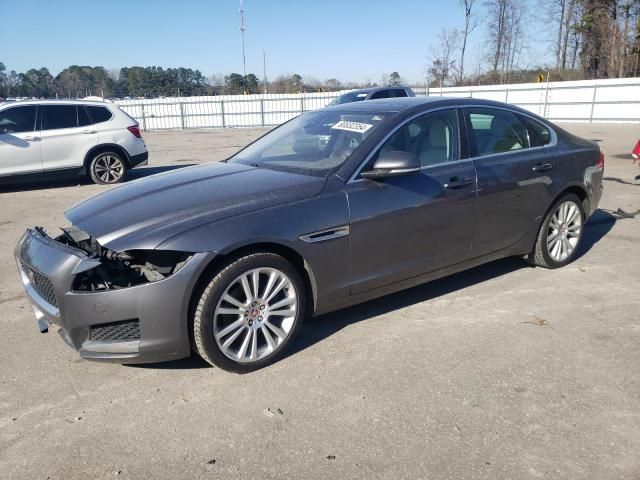 2017 Jaguar XF Prestige