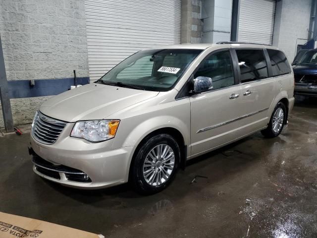 2014 Chrysler Town & Country Touring L