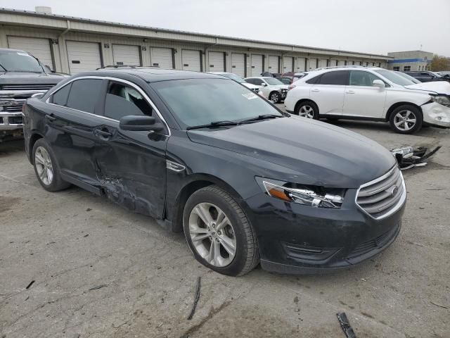 2018 Ford Taurus SEL