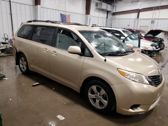 2011 Toyota Sienna LE