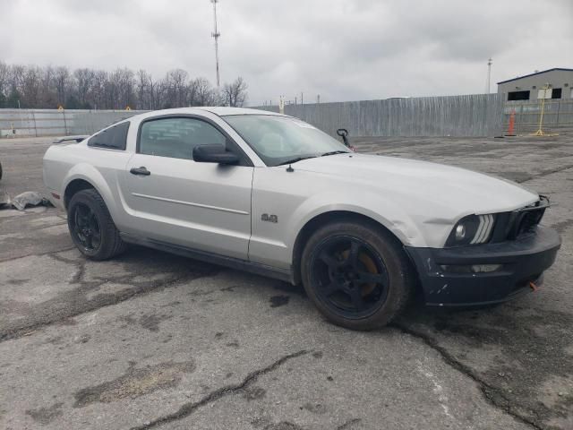 2005 Ford Mustang