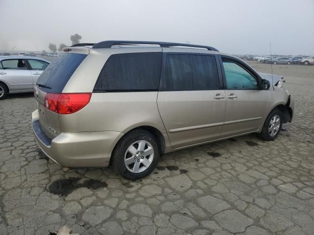 2007 Toyota Sienna CE