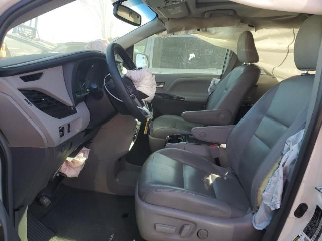 2015 Toyota Sienna XLE