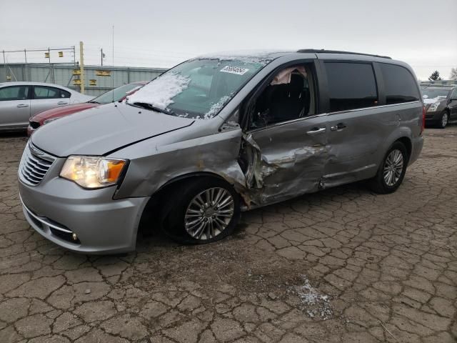 2016 Chrysler Town & Country Touring L