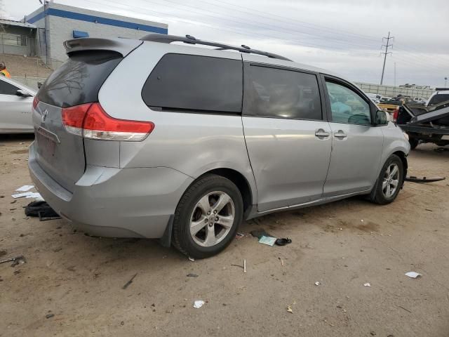 2011 Toyota Sienna LE