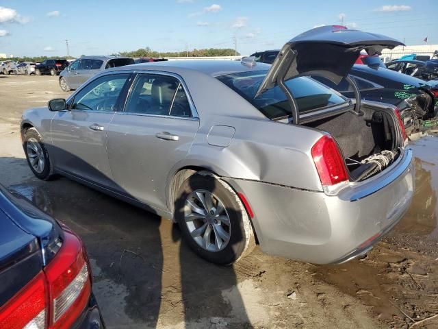 2015 Chrysler 300 Limited