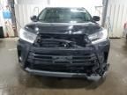 2017 Toyota Highlander SE