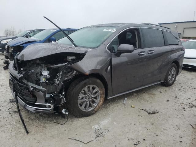 2024 Toyota Sienna XLE