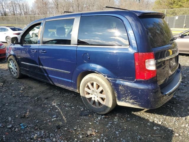 2016 Chrysler Town & Country Touring