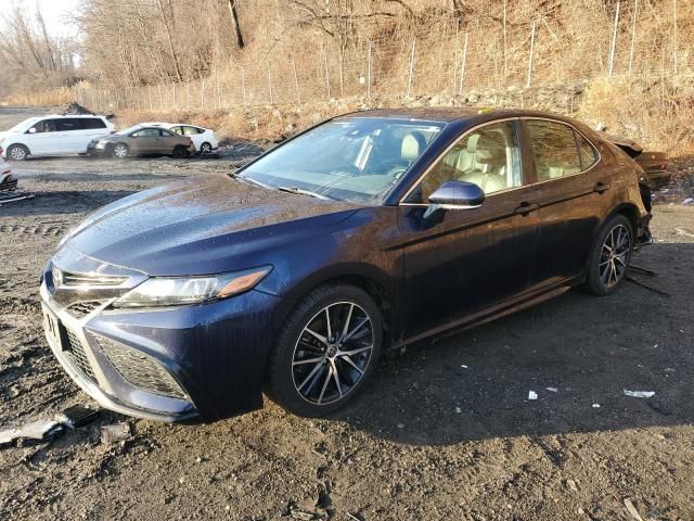 2021 Toyota Camry SE