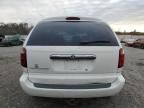 2005 Chrysler Town & Country