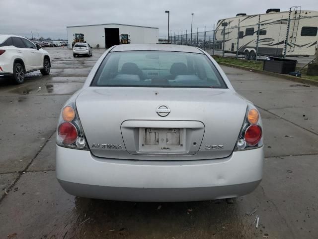 2002 Nissan Altima Base