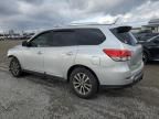 2016 Nissan Pathfinder S