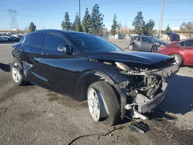 2018 Infiniti QX30 Base