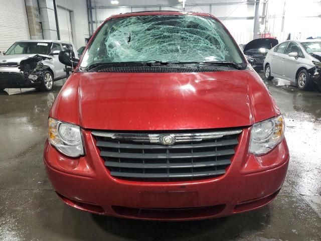 2006 Chrysler Town & Country Touring