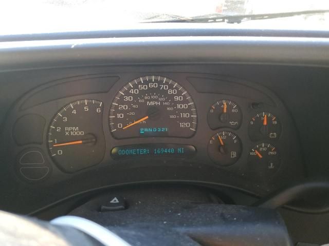 2004 Chevrolet Tahoe C1500