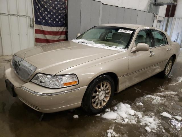 2007 Lincoln Town Car Signature