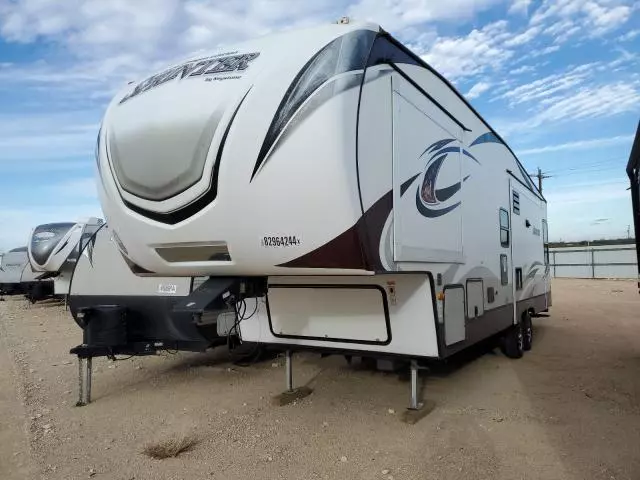 2015 Sprt Travel Trailer