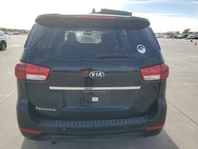 2015 KIA Sedona L