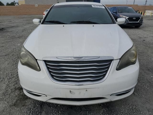 2012 Chrysler 200 Touring