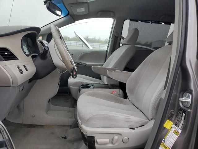 2012 Toyota Sienna LE