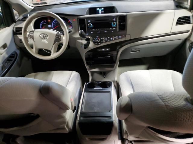 2014 Toyota Sienna LE