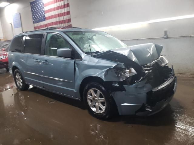 2009 Chrysler Town & Country Touring