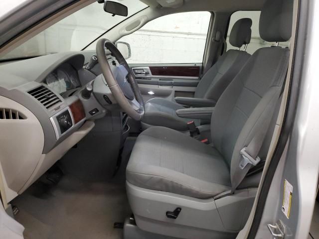 2010 Chrysler Town & Country Touring