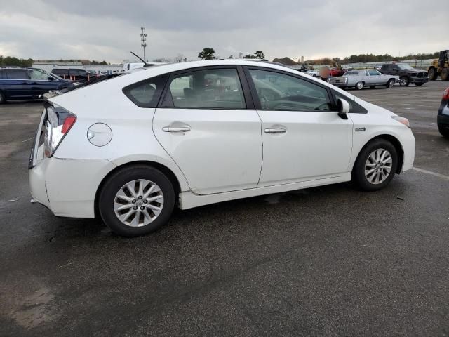 2014 Toyota Prius PLUG-IN