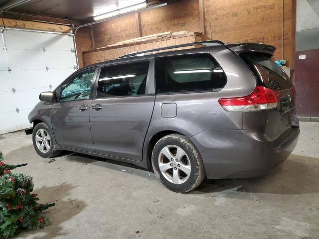 2014 Toyota Sienna LE