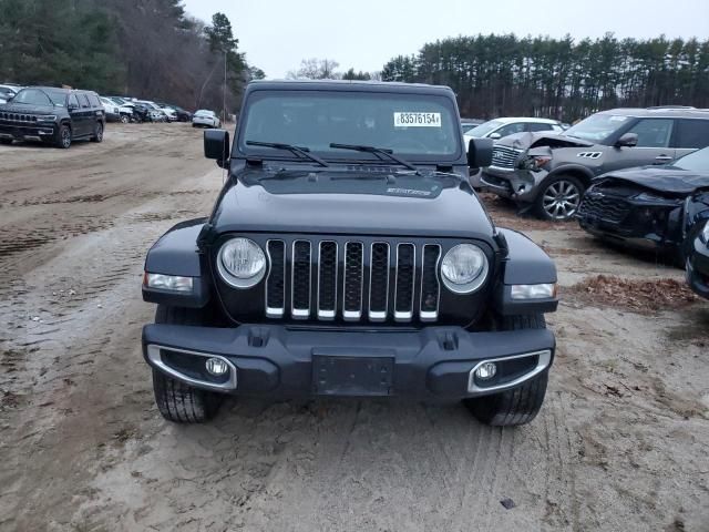 2023 Jeep Gladiator Overland