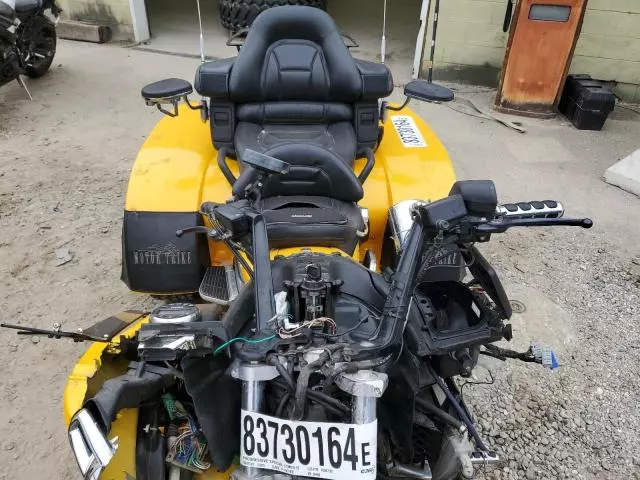 2003 Honda GL1800