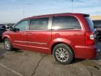 2014 Chrysler Town & Country Touring L