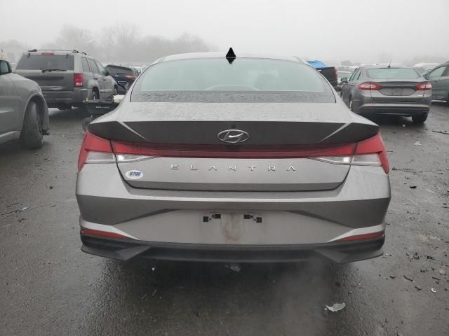 2021 Hyundai Elantra SE