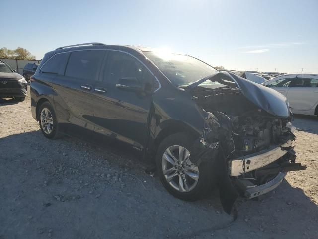 2021 Toyota Sienna Limited