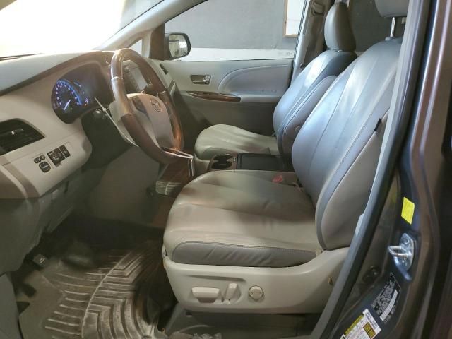 2011 Toyota Sienna XLE