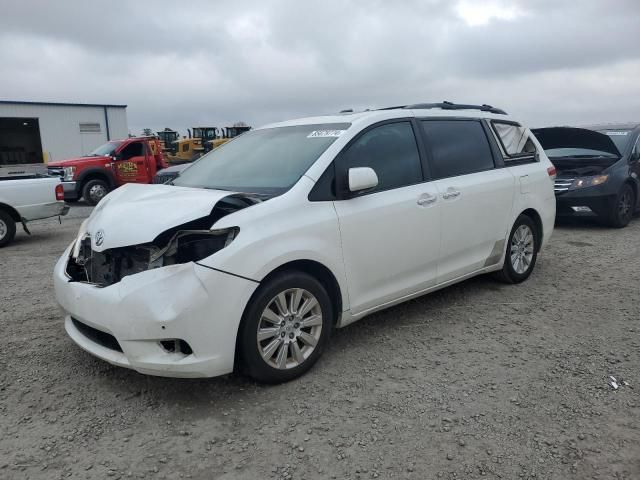 2011 Toyota Sienna XLE