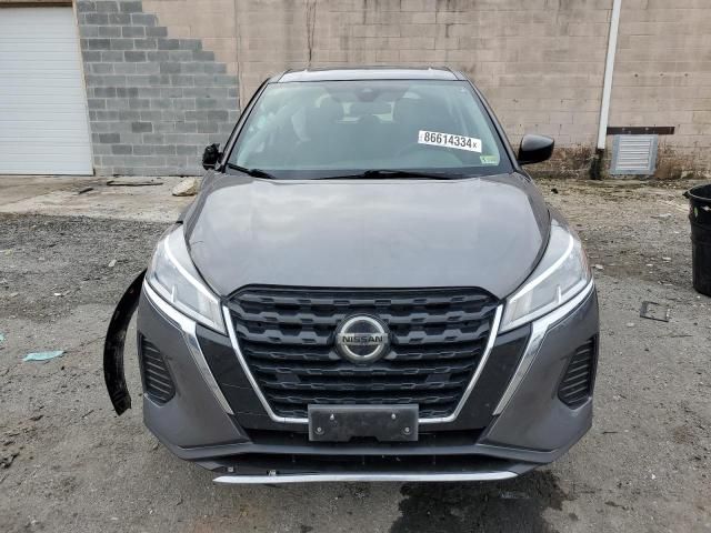 2021 Nissan Kicks S