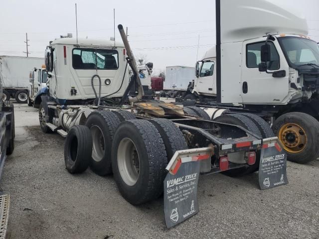 2015 Mack 600 CXU600