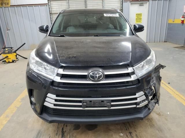 2018 Toyota Highlander SE