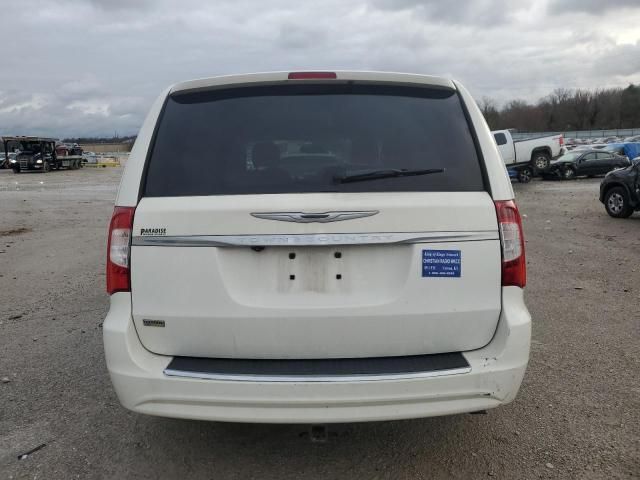 2012 Chrysler Town & Country Touring