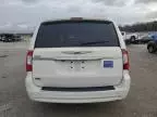 2012 Chrysler Town & Country Touring