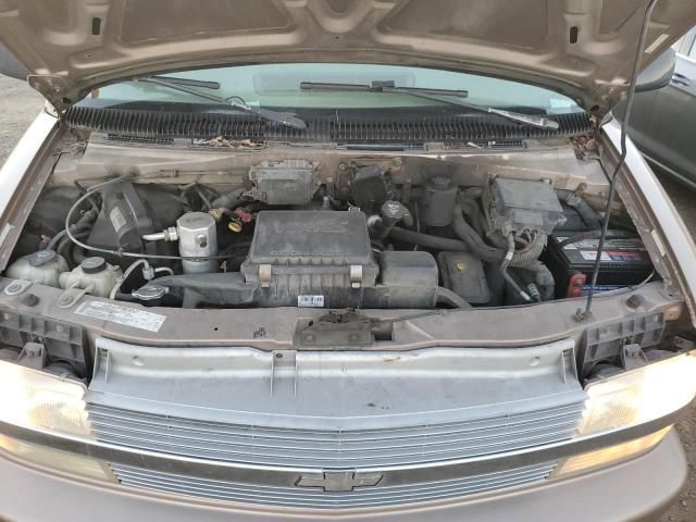 2004 Chevrolet Astro