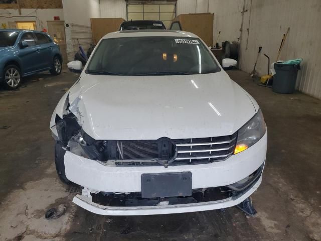 2014 Volkswagen Passat SEL