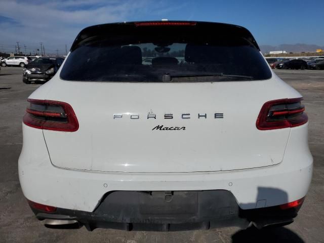 2017 Porsche Macan