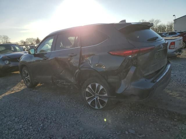 2020 Toyota Highlander Hybrid XLE