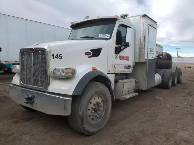 2019 Peterbilt 567