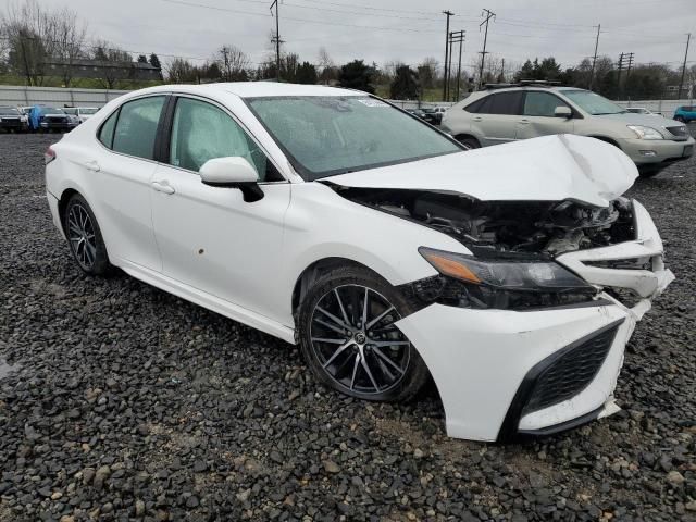 2021 Toyota Camry SE